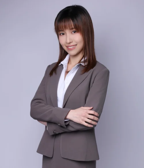 Dr. Elki Cheung